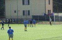 palla in rete, ma e' quella di recinzione..