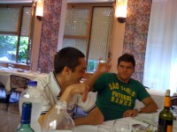 ma il gesto di Andrea sembra eloquente..