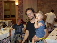 Anche i bimbi mangiano..Sofia mangia le unghie